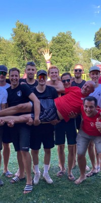 Emotionale Verabschiedung und groẞartige Ehrungen zum sportlichen Sommerfest der Volleyballer - IMG-20240811-WA0023_6b062d46e17ace042c3cd0191b31dd85