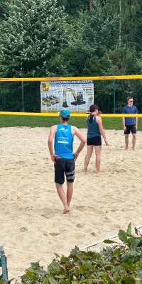 Emotionale Verabschiedung und groẞartige Ehrungen zum sportlichen Sommerfest der Volleyballer - IMG-20240811-WA0089_e42badd85b19dd39205d0a2f808174c0